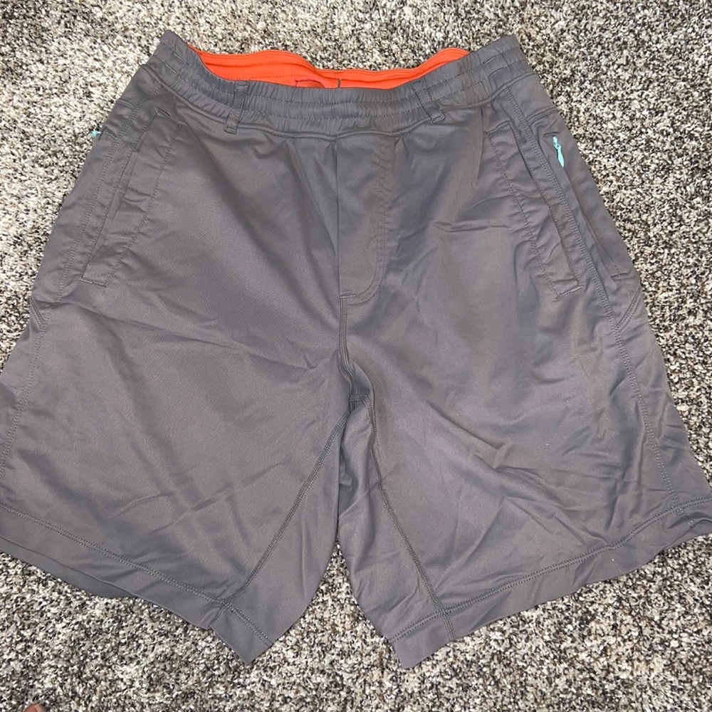 Mens Birddog short size small.